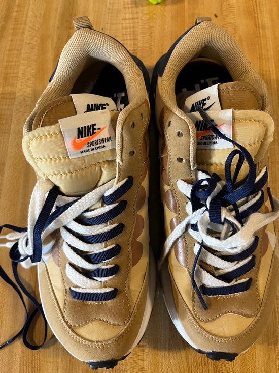 Nike Shoes - Nike Women's Tan and Navy Sporty Low-Top Sneakers Size 7